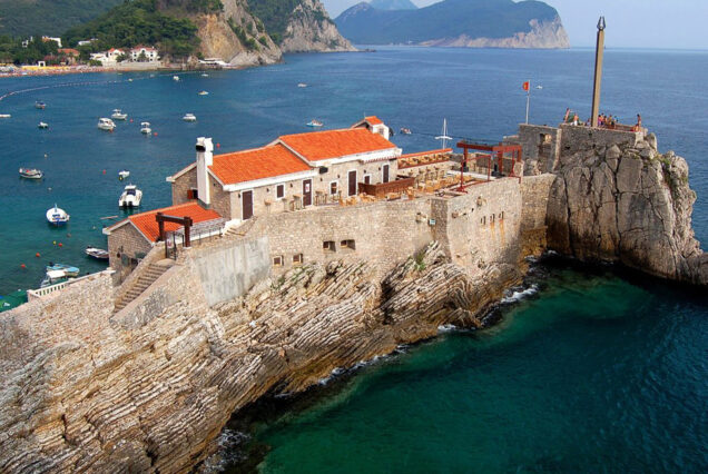 ΔΑΛΜΑΤΙΚΕΣ ΑΚΤΕΣ ΜΠΟΥΤΒΑ - ΚΟΤΟΡ - ΝΤΟΥΜΠΡΟΒΝΙΚ - ΤΙΡΑΝΑ